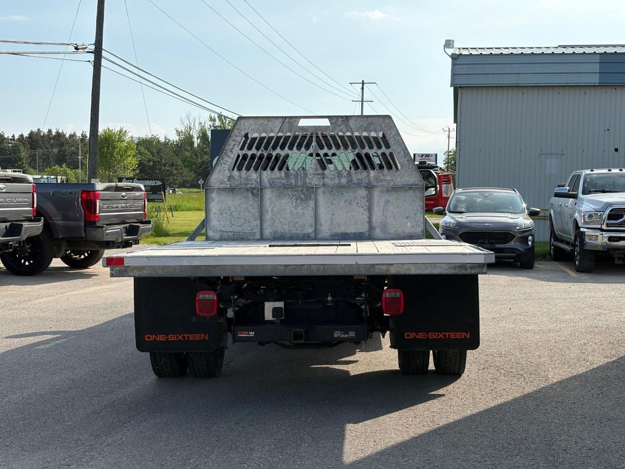 2024 Ford F-550 Super Duty DRW Photo