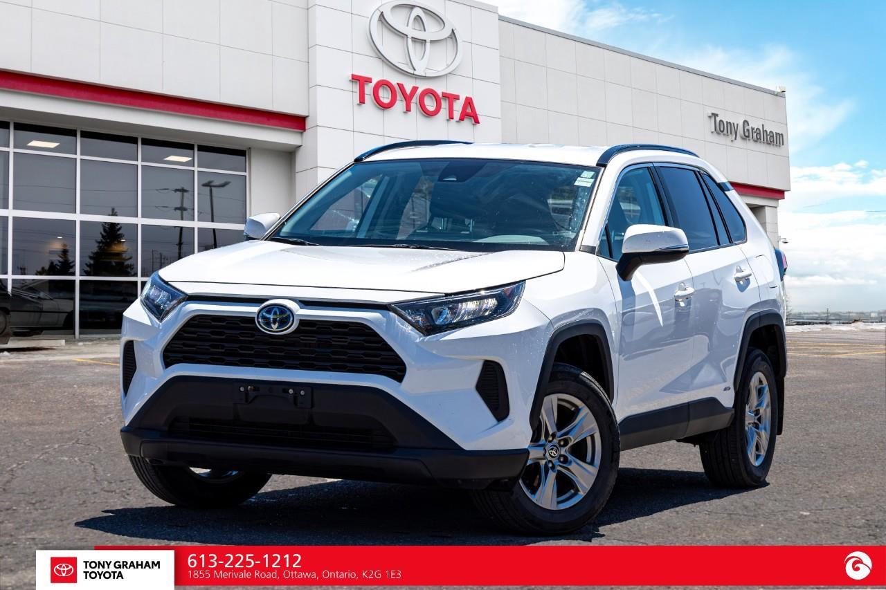 2023 Toyota RAV4 Hybrid LE Photo0