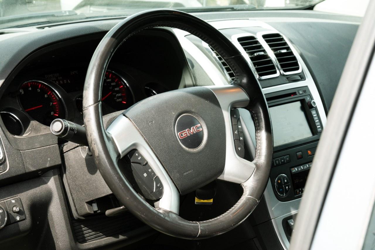 2008 GMC Acadia AWD 4DR SLT2 Photo