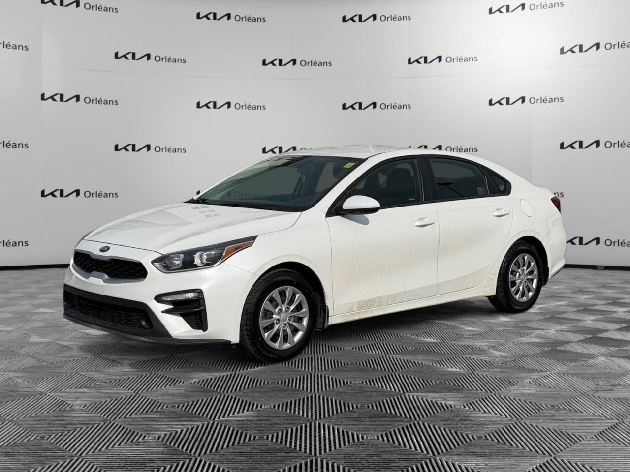 2019 Kia Forte Sedan LX MT Photo0