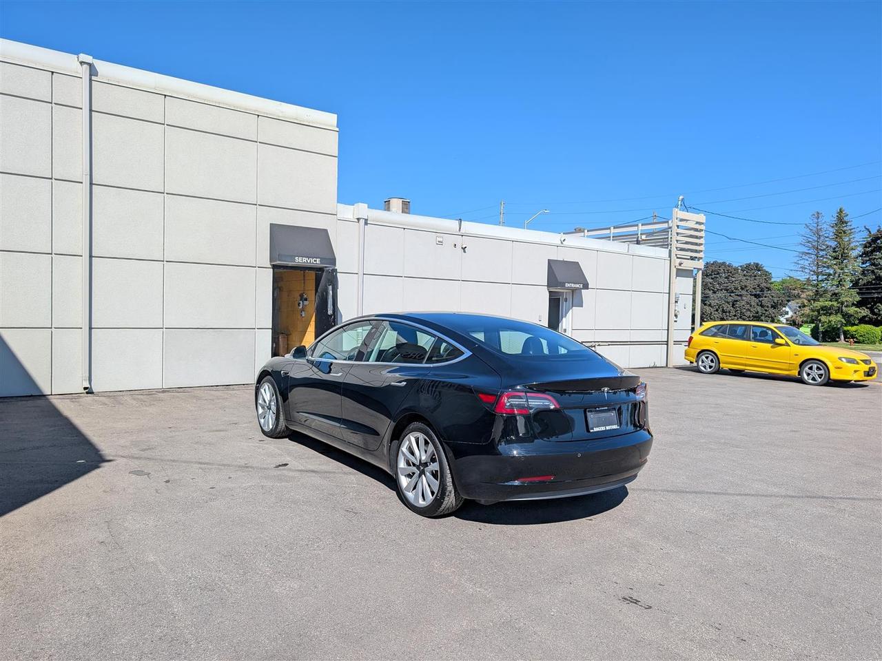 2019 Tesla Model 3 STANDARD RANGE PLUS Photo