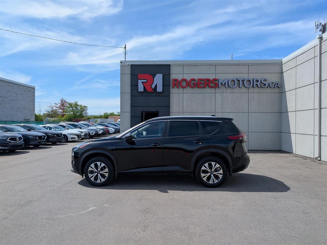 2023 Nissan Rogue SV AWD - PANO ROOF - REV CAM - TECH FEATS Photo