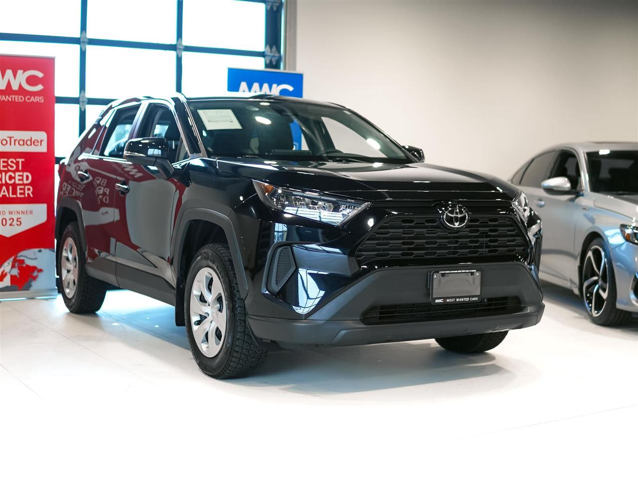 2022 Toyota RAV4 LE | NO ACCIDENTS | ONE OWNER | TOYOTA SERVICED Photo