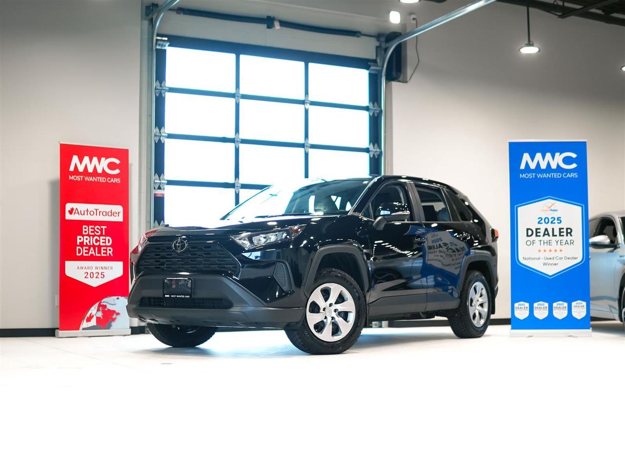 2022 Toyota RAV4 LE | NO ACCIDENTS | ONE OWNER | TOYOTA SERVICED Photo0