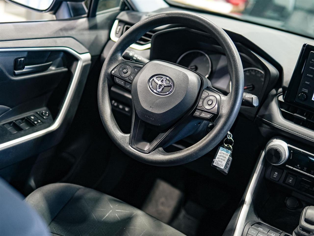 2022 Toyota RAV4 LE | NO ACCIDENTS | ONE OWNER | TOYOTA SERVICED Photo