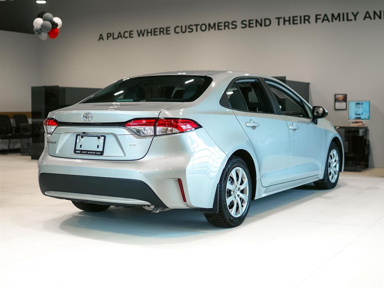 2021 Toyota Corolla LE | NO ACCIDENTS | BLIND SPOT | HEATED SEATS Photo