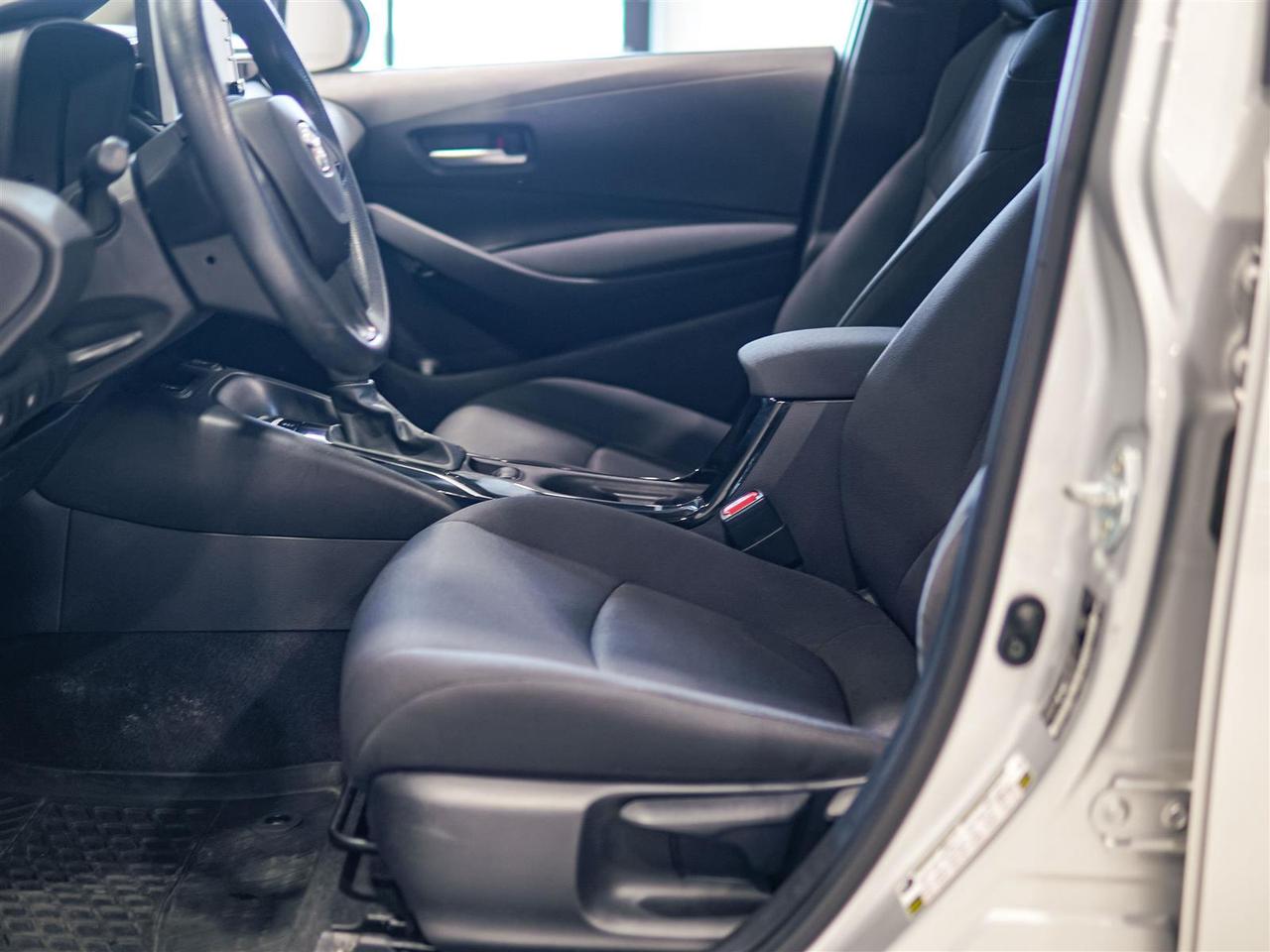 2021 Toyota Corolla LE | NO ACCIDENTS | BLIND SPOT | HEATED SEATS Photo