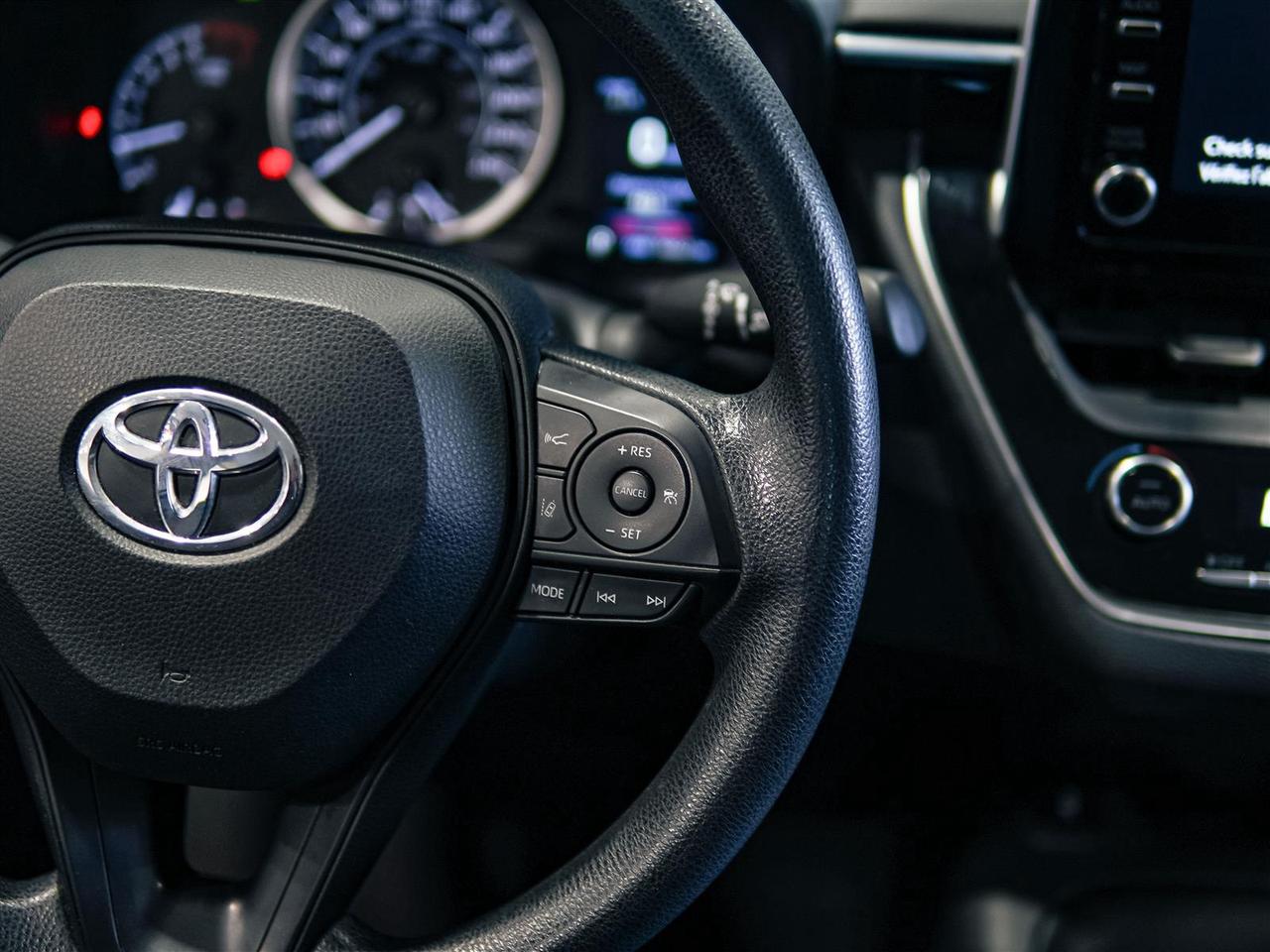 2021 Toyota Corolla LE | NO ACCIDENTS | BLIND SPOT | HEATED SEATS Photo