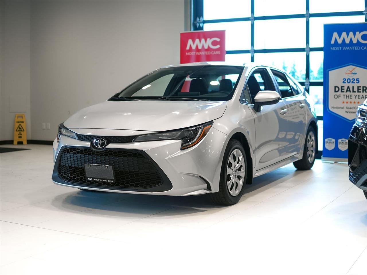 2021 Toyota Corolla LE | NO ACCIDENTS | BLIND SPOT | HEATED SEATS Photo