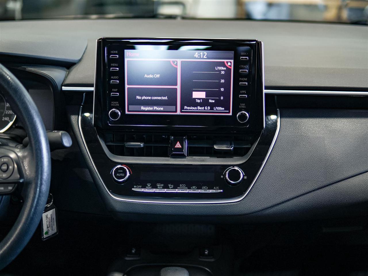 2021 Toyota Corolla LE | NO ACCIDENTS | BLIND SPOT | HEATED SEATS Photo