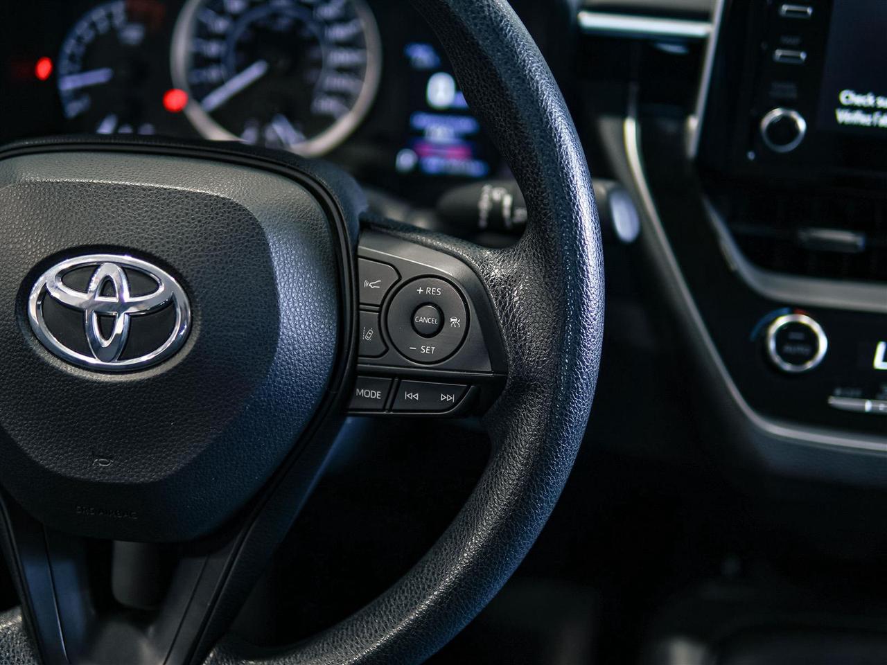 2021 Toyota Corolla LE | NO ACCIDENTS | BLIND SPOT | HEATED SEATS Photo