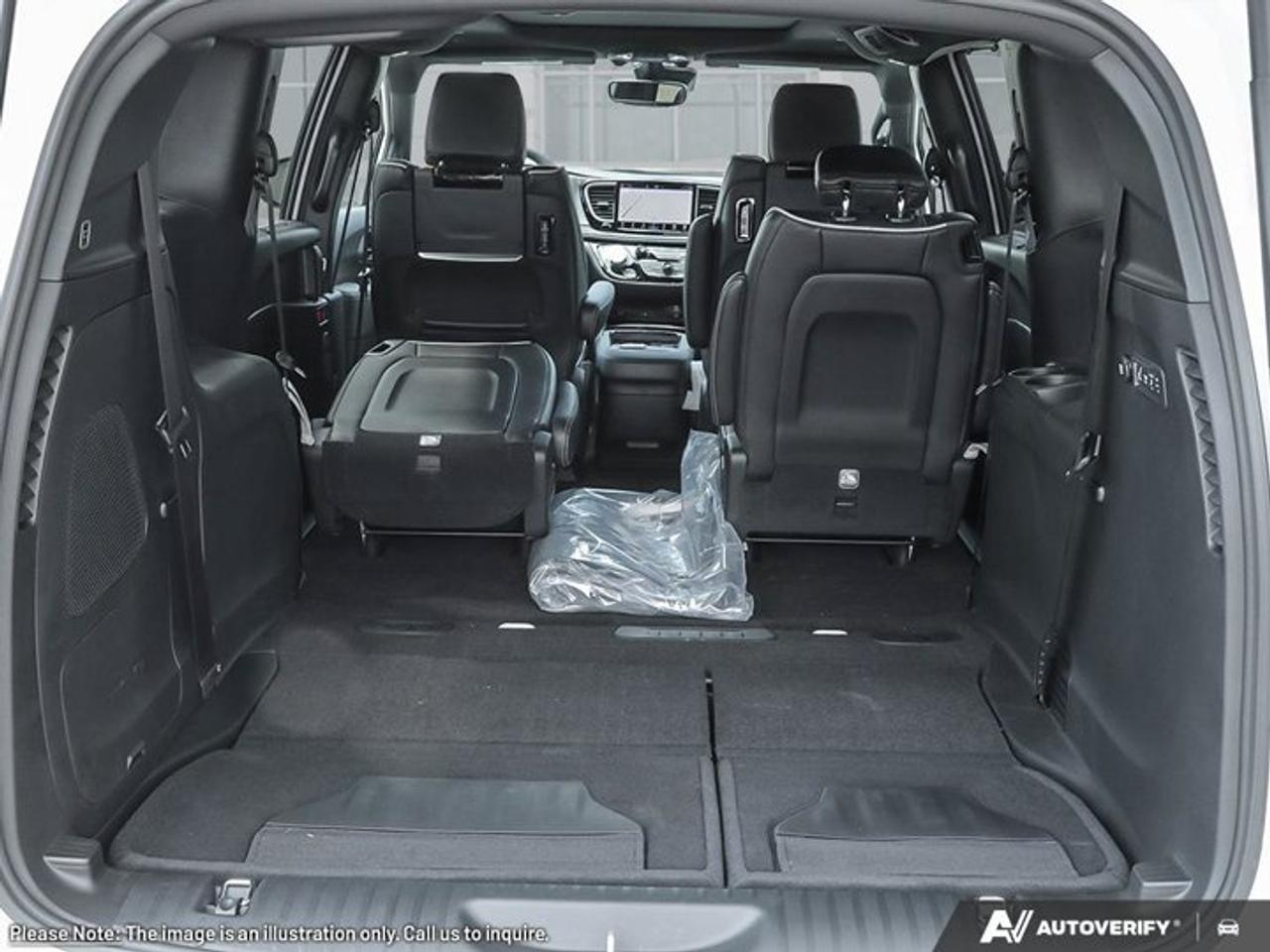2026 Chrysler Pacifica Limited Photo