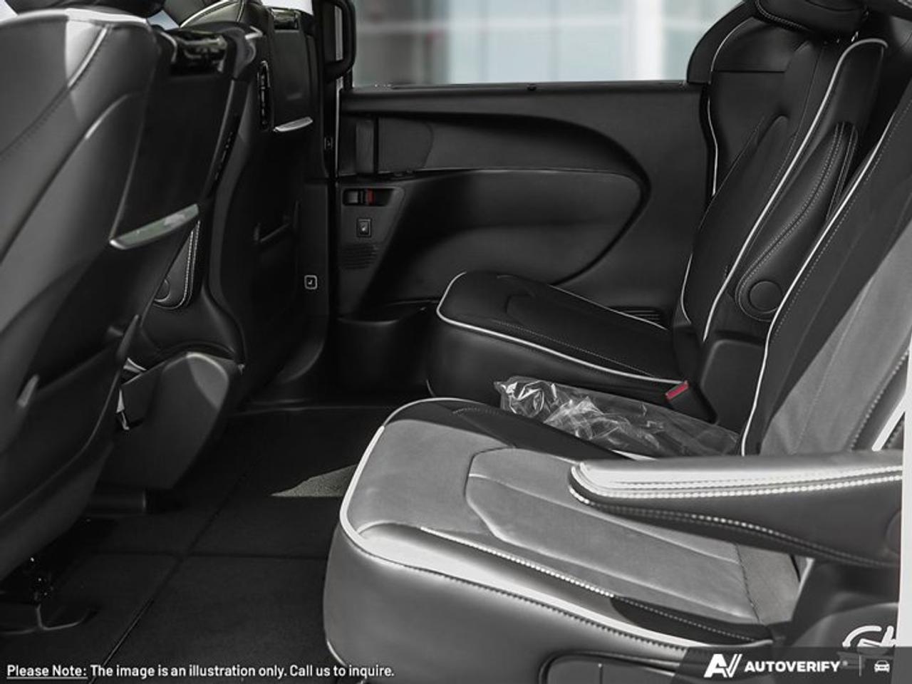 2026 Chrysler Pacifica Limited Photo