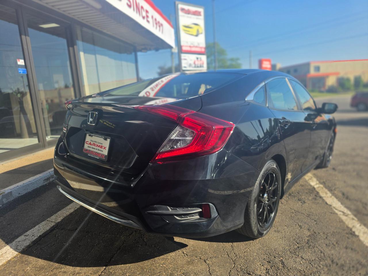 2019 Honda Civic LX MANUAL | Honda Sensing | Dealer Serviced Photo4