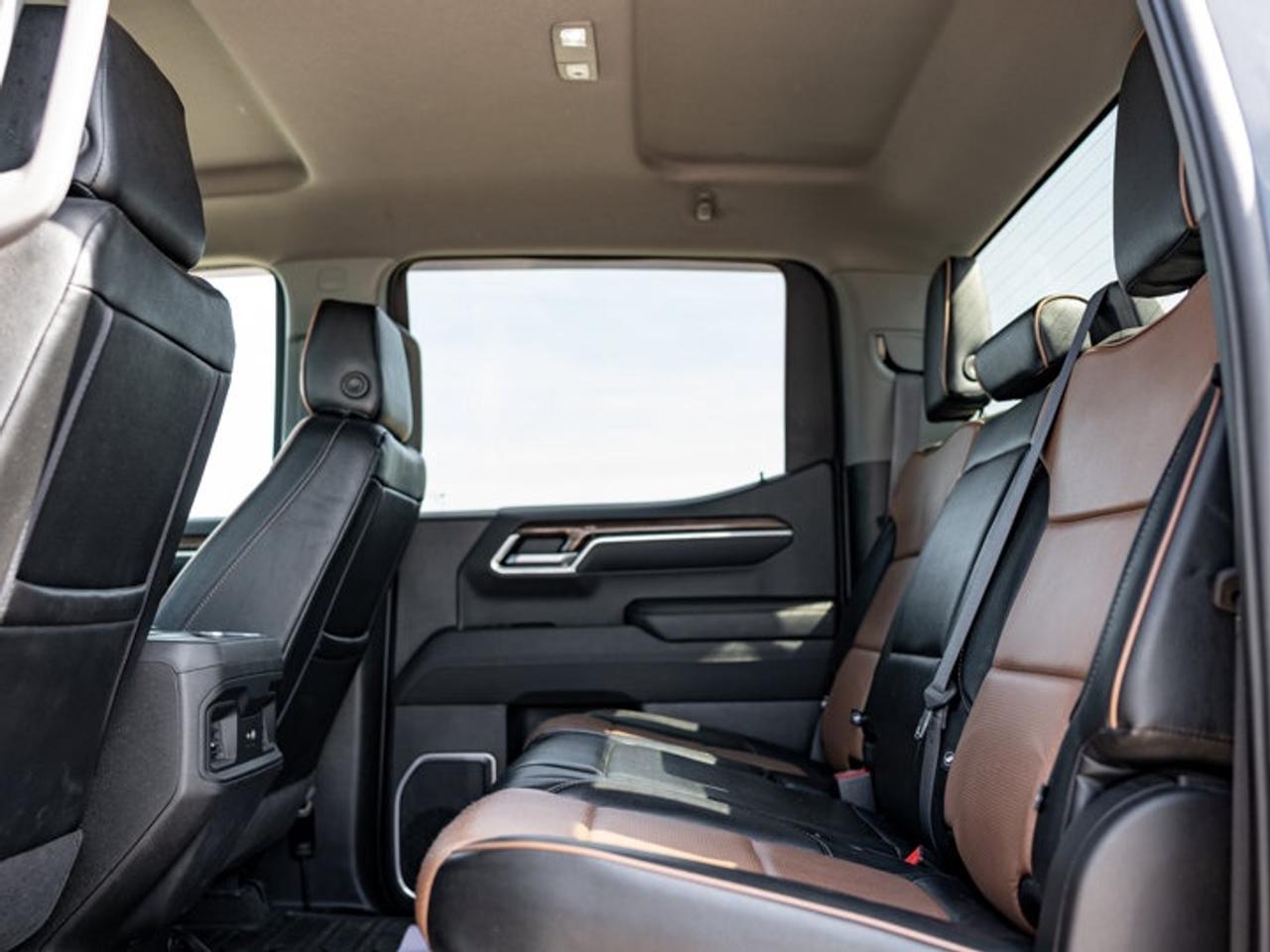 2022 Chevrolet Silverado 1500 RST Photo