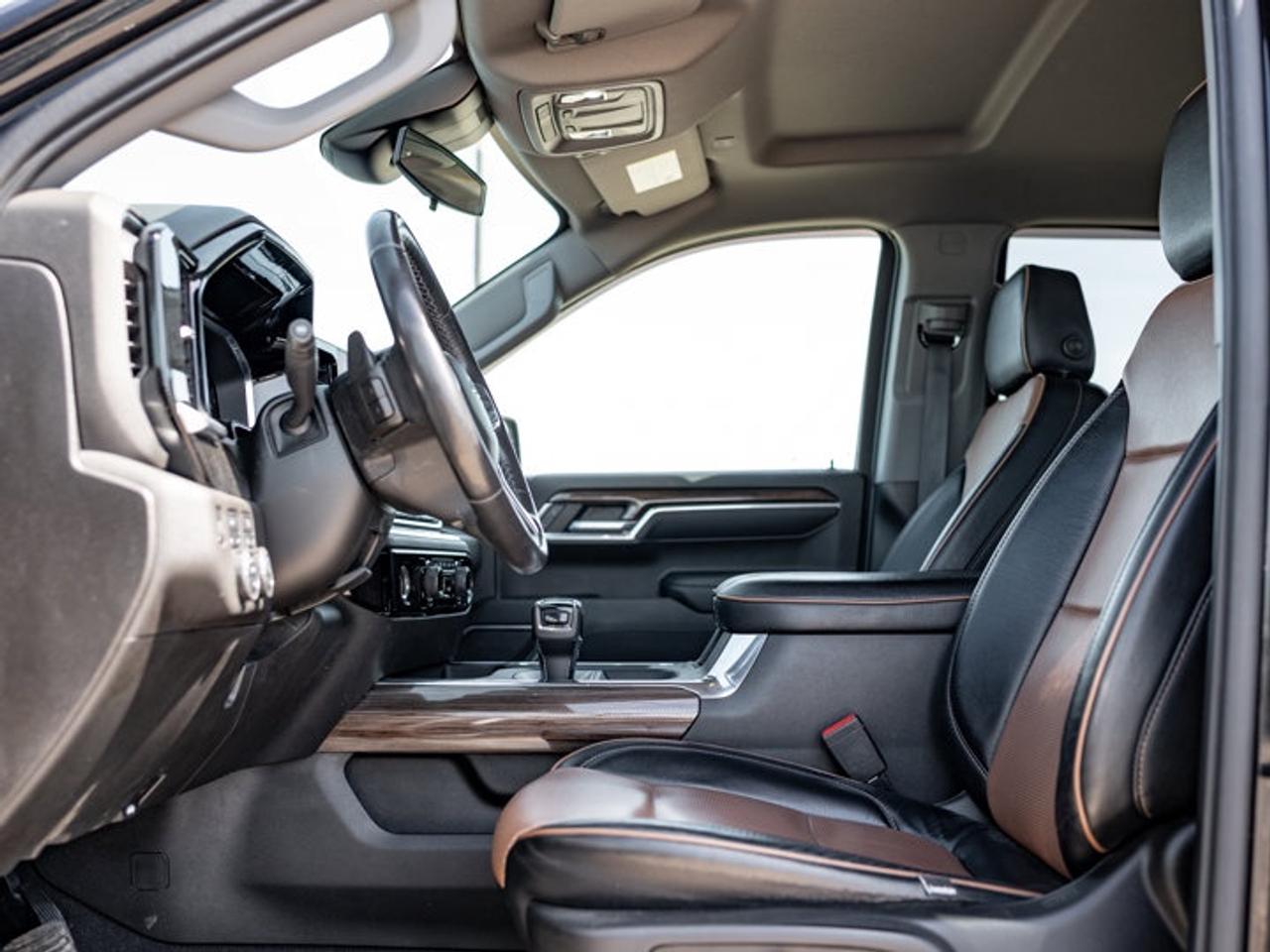 2022 Chevrolet Silverado 1500 RST Photo