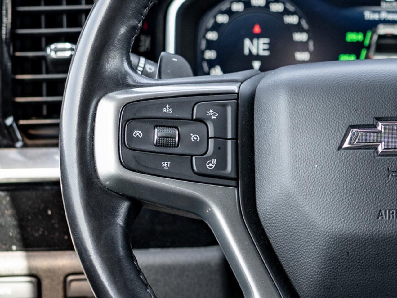 2022 Chevrolet Silverado 1500 RST Photo