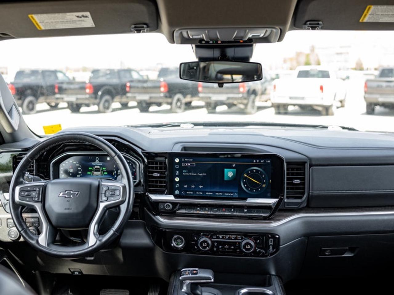 2022 Chevrolet Silverado 1500 RST Photo