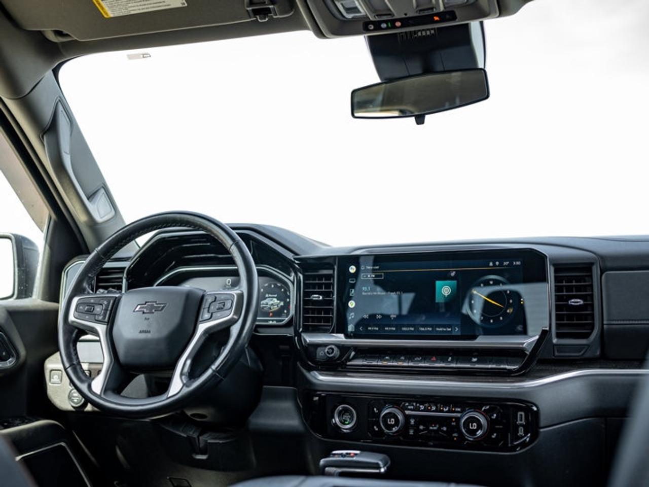2022 Chevrolet Silverado 1500 RST Photo