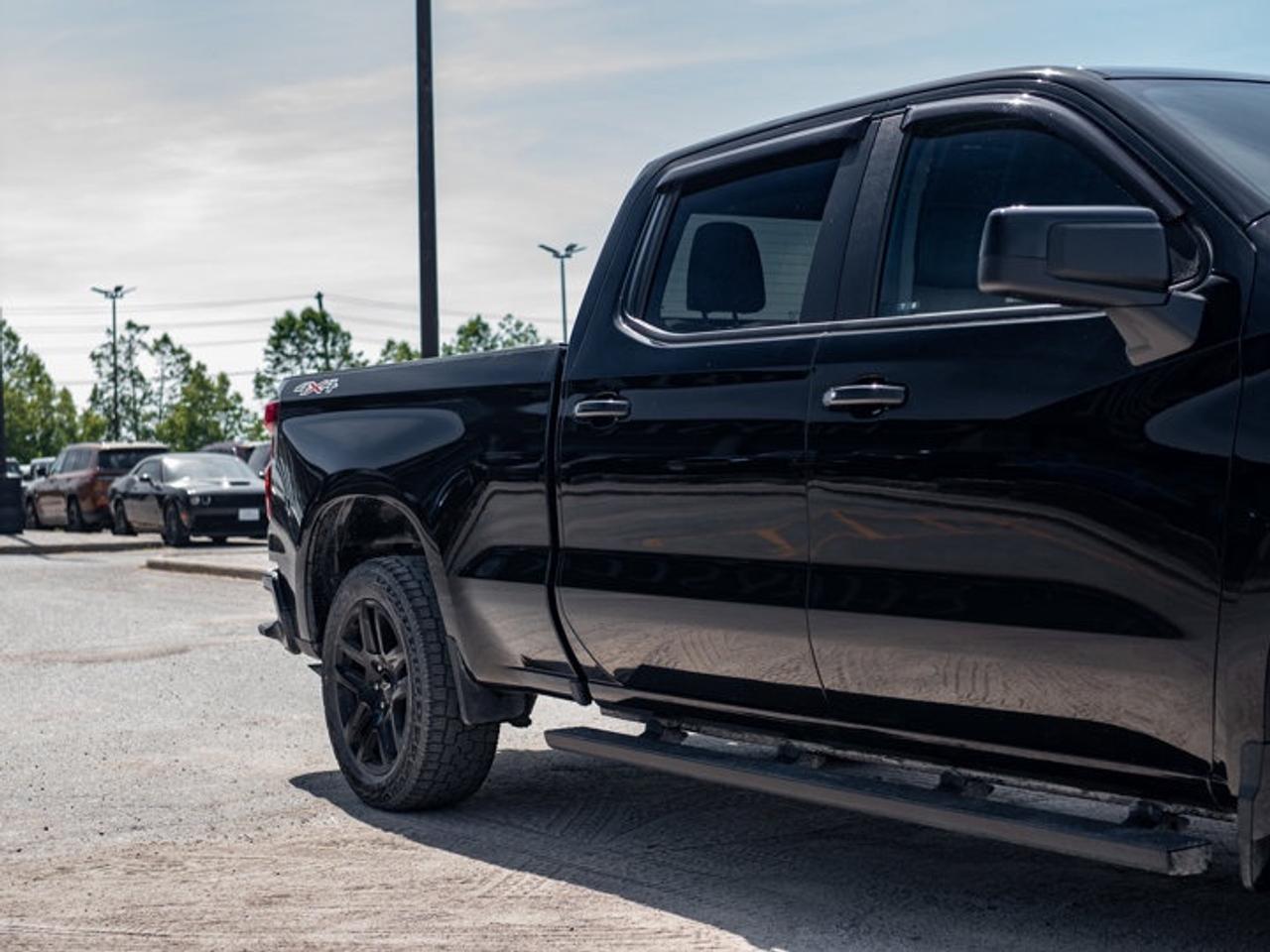 2022 Chevrolet Silverado 1500 RST Photo