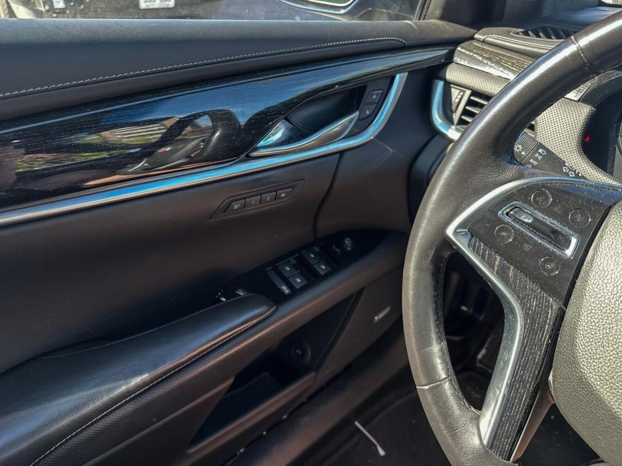 2018 Cadillac XTS Platinum  - Sunroof -  Navigation Photo
