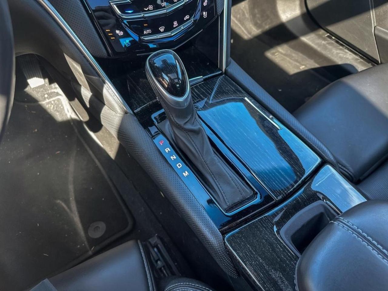 2018 Cadillac XTS Platinum  - Sunroof -  Navigation Photo