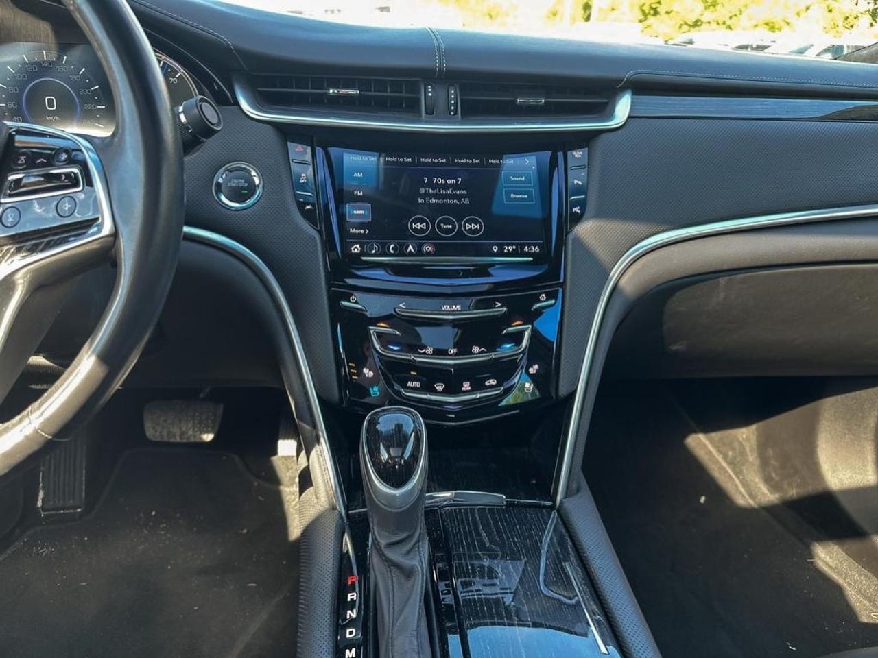 2018 Cadillac XTS Platinum  - Sunroof -  Navigation Photo