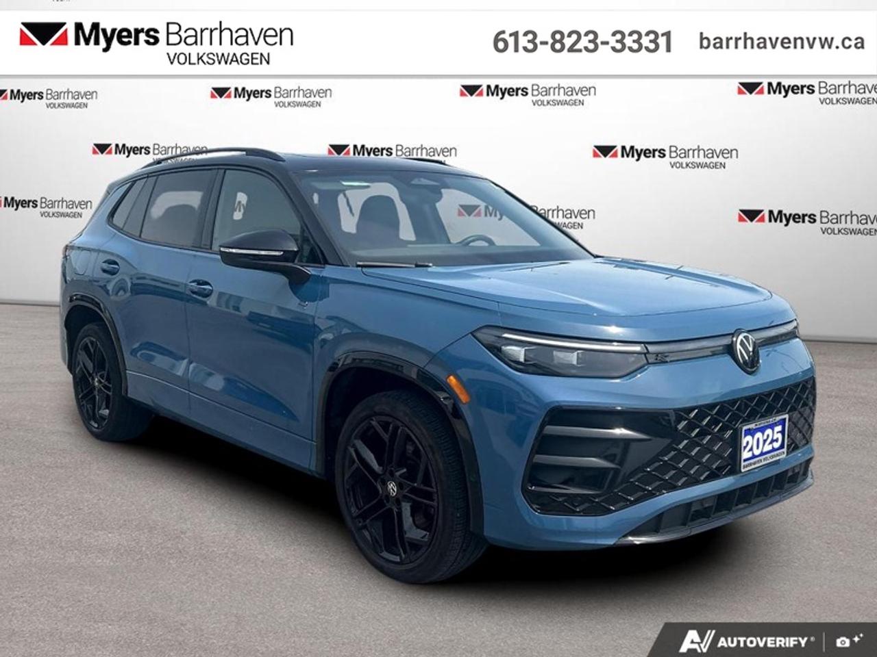 2025 Volkswagen Tiguan Comfortline R-Line Black Edition Photo