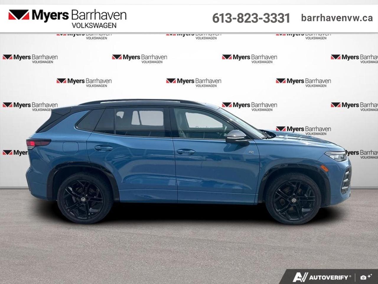 2025 Volkswagen Tiguan Comfortline R-Line Black Edition Photo