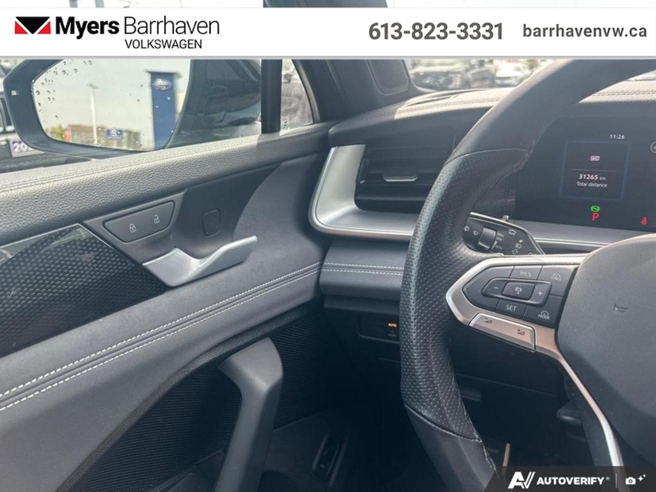 2025 Volkswagen Tiguan Comfortline R-Line Black Edition Photo