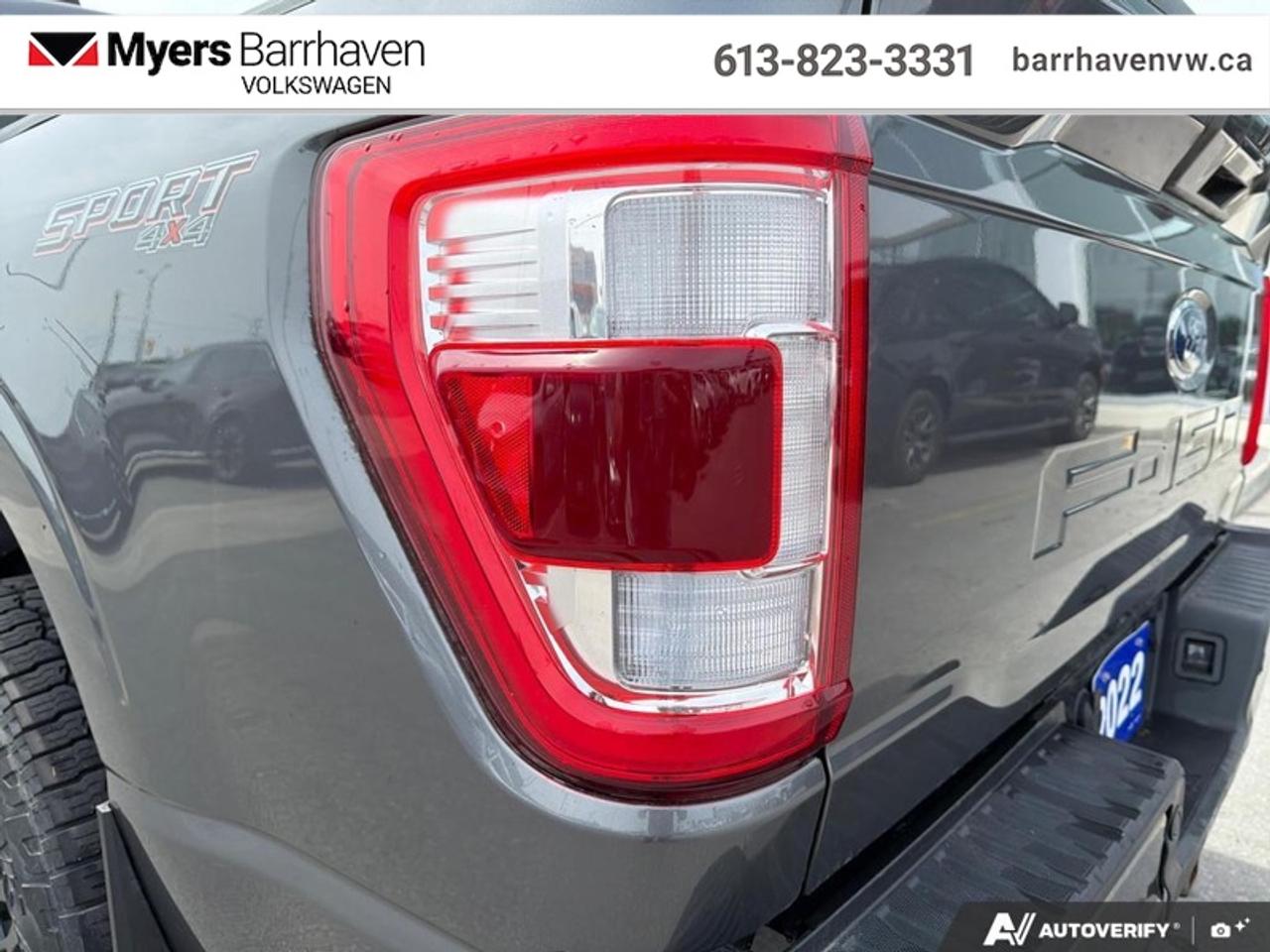 2022 Ford F-150 LARIAT  - Sunroof Photo