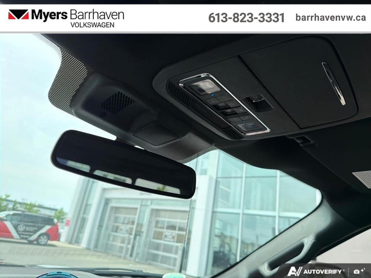 2022 Ford F-150 LARIAT  - Sunroof Photo