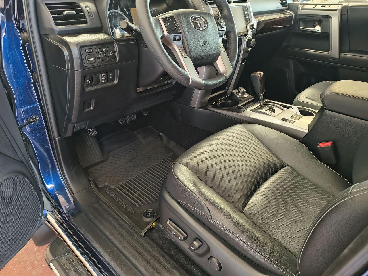 2022 Toyota 4Runner Limited Photo