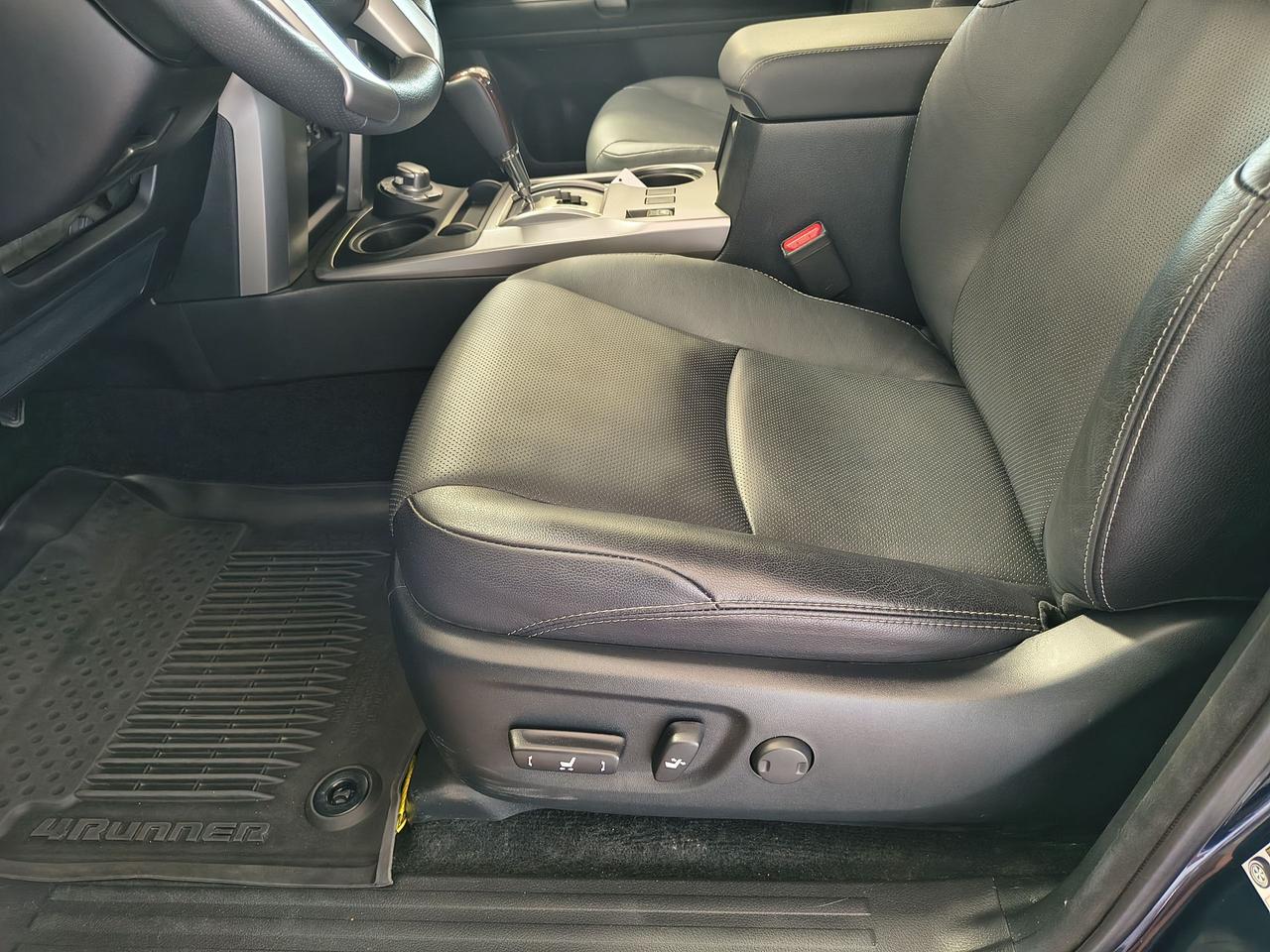 2022 Toyota 4Runner Limited Photo