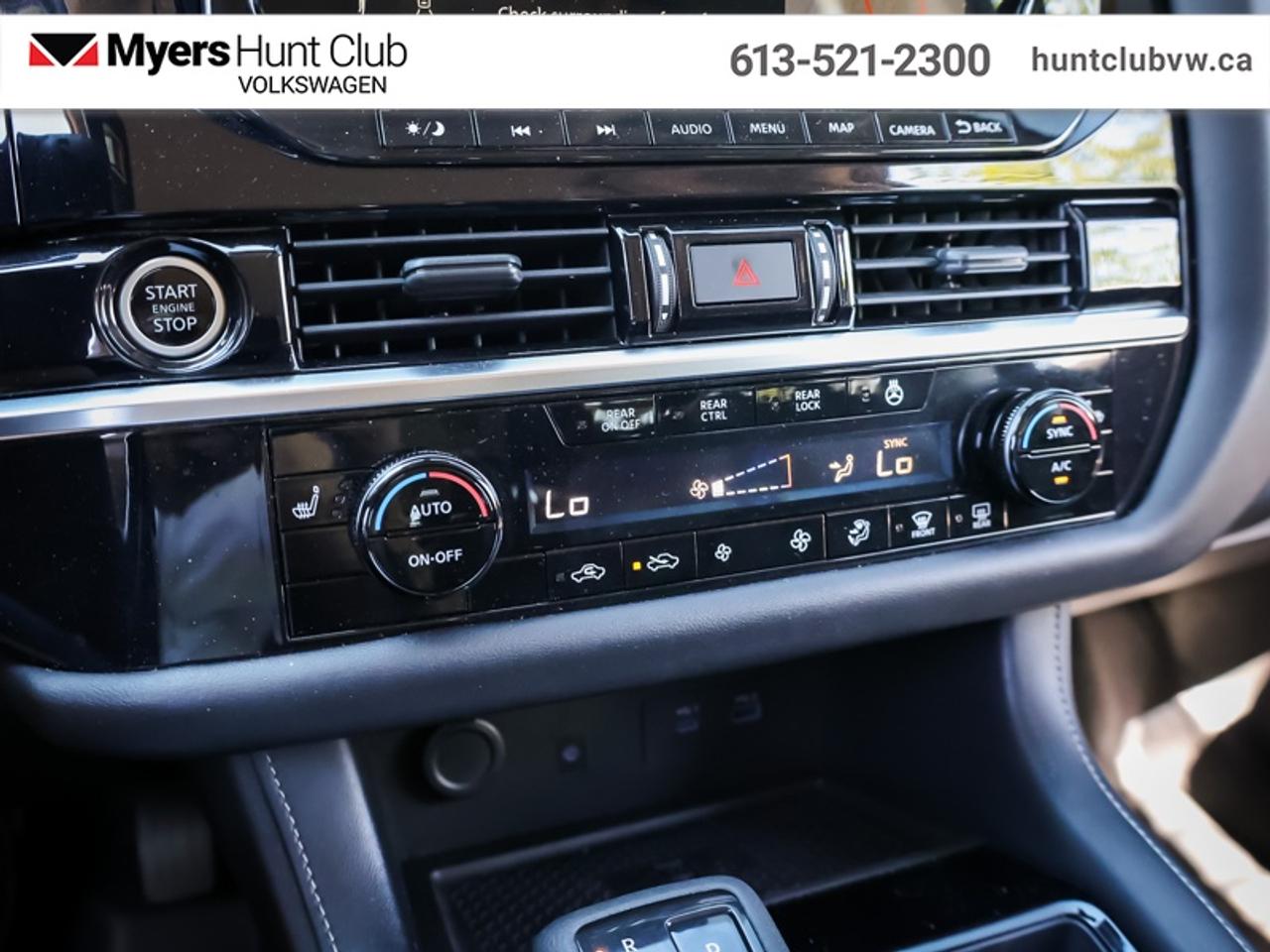 2022 Nissan Pathfinder SL  - Leather Seats Photo