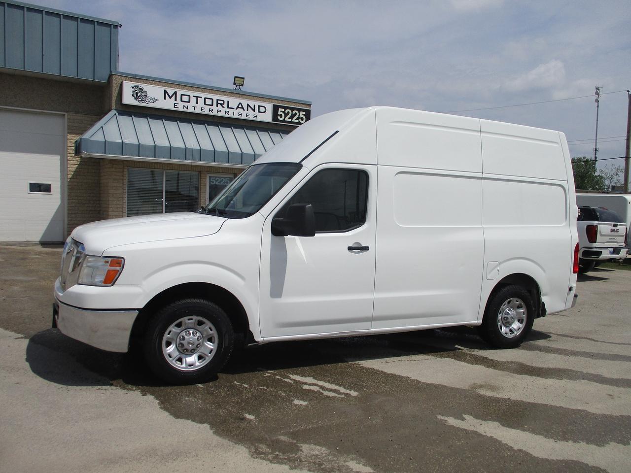 2017 Nissan NV 2500 S - Photo #1