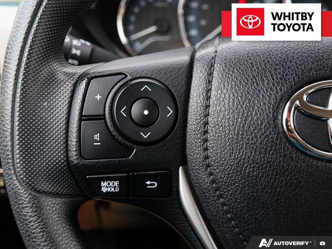 2015 Toyota Corolla LE CVT 1.8L Photo