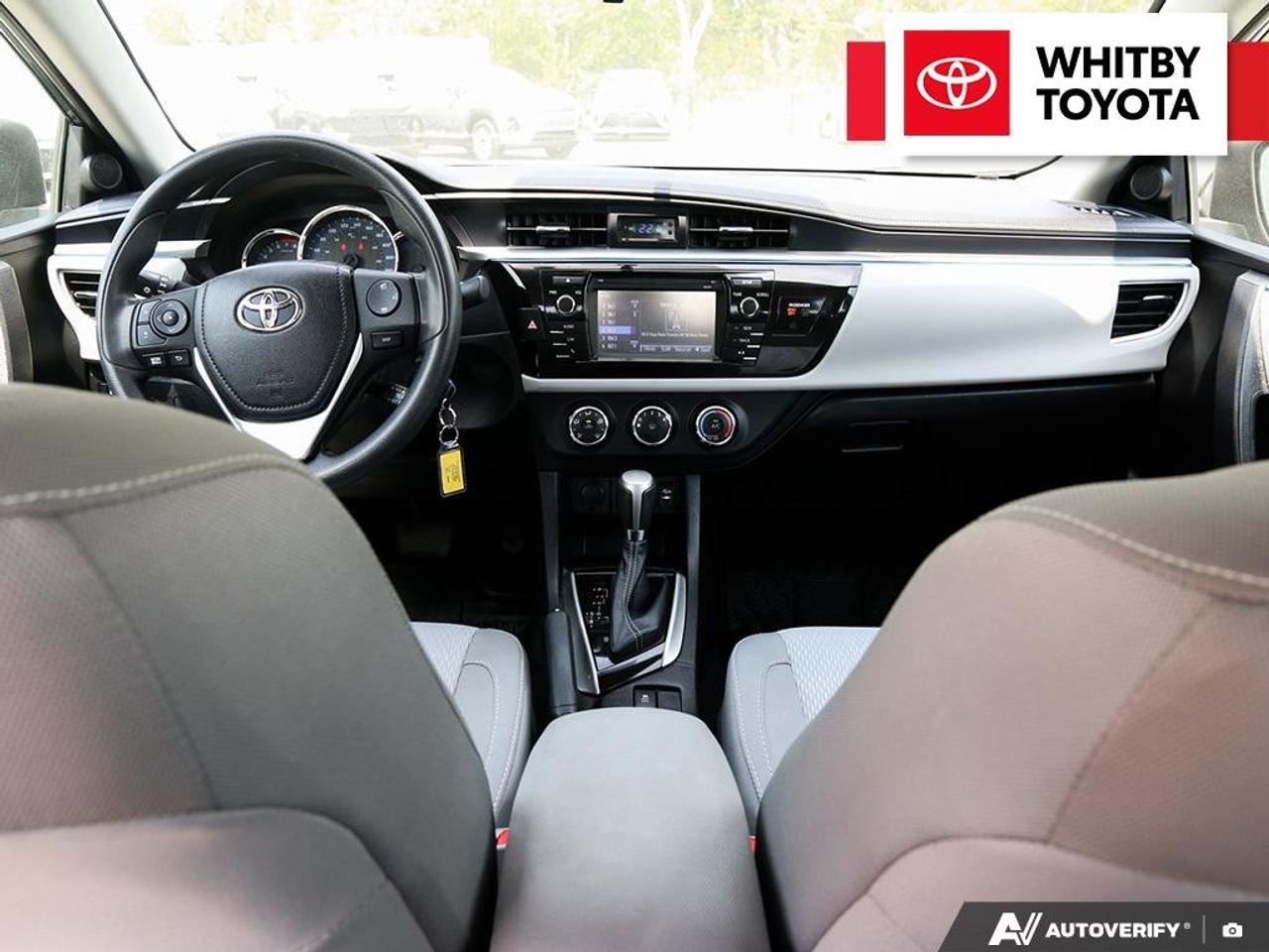 2015 Toyota Corolla LE CVT 1.8L Photo