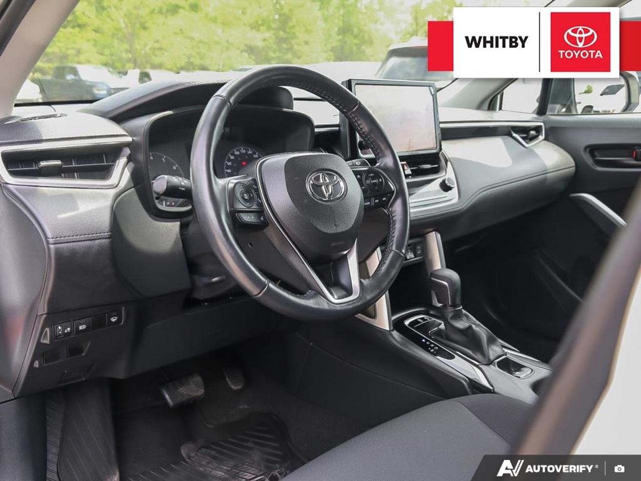 2023 Toyota Corolla Cross LE 2.0L Photo