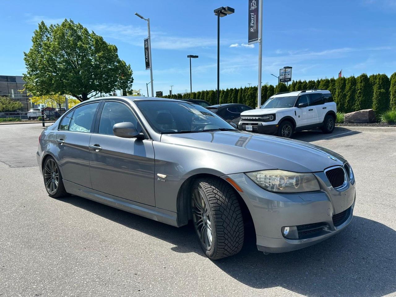 2011 BMW 3 Series 4dr Sdn 328i xDrive AWD Exec Ed Photo