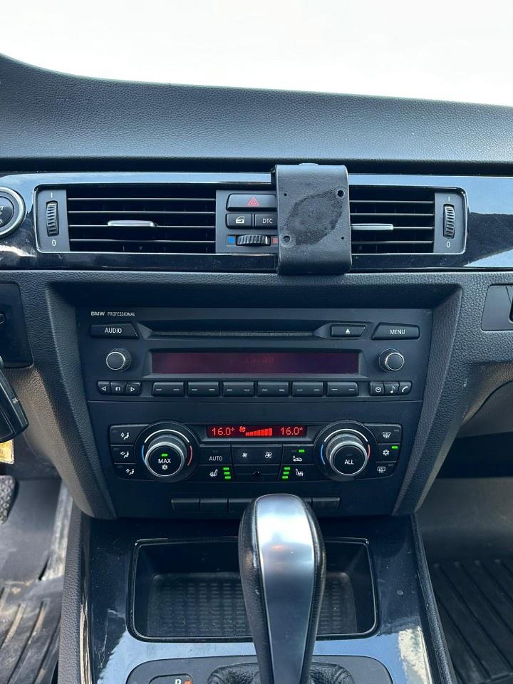 2011 BMW 3 Series 4dr Sdn 328i xDrive AWD Exec Ed Photo