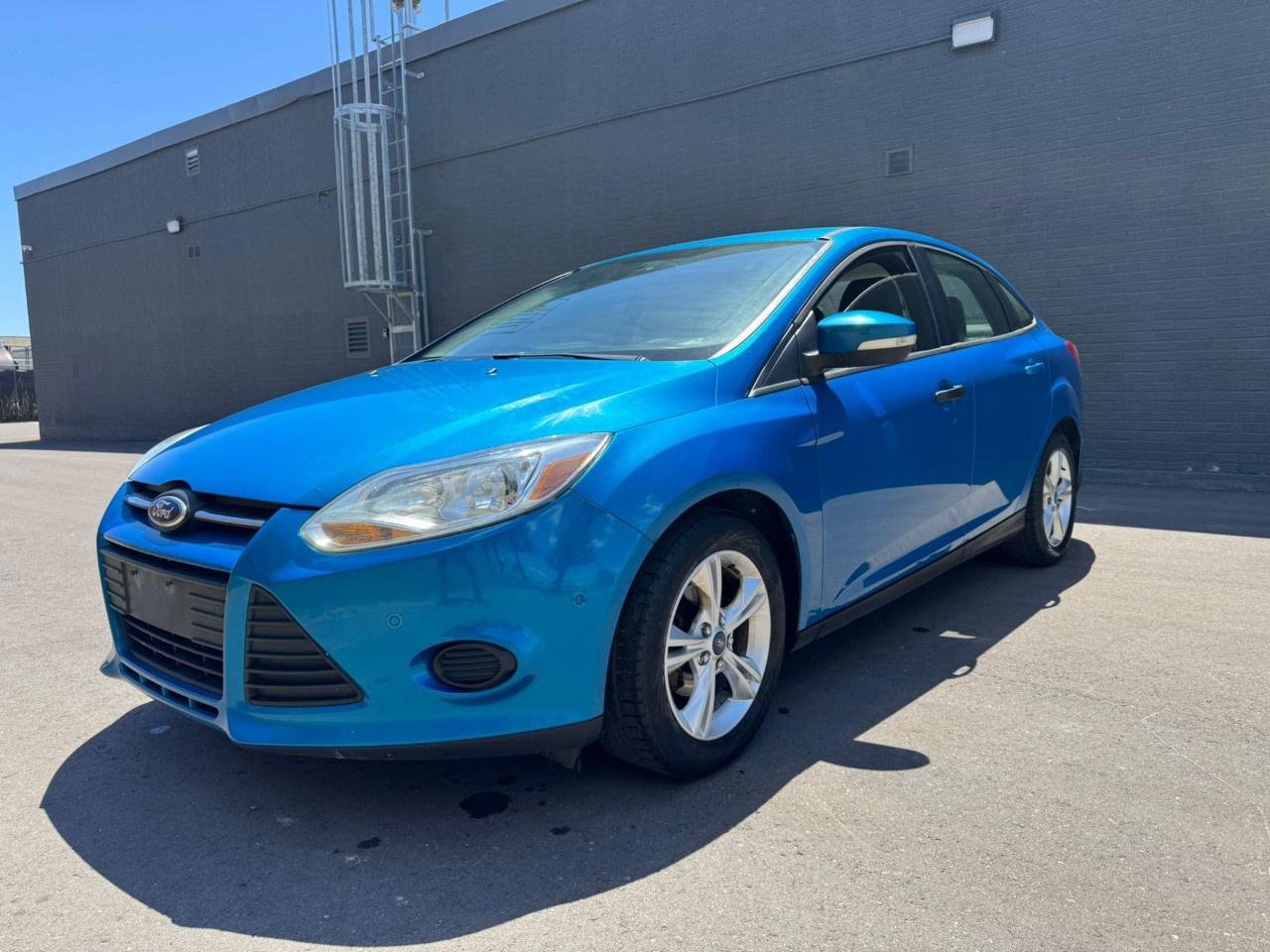2013 Ford Focus 4DR SDN SE Photo2