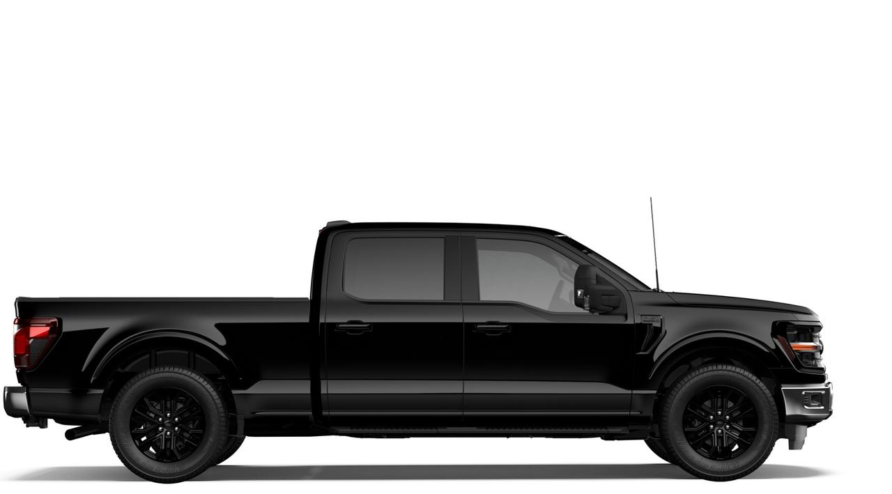 2026 Ford F-150 4X4 SuperCrew XLT SuperCrew® Photo4