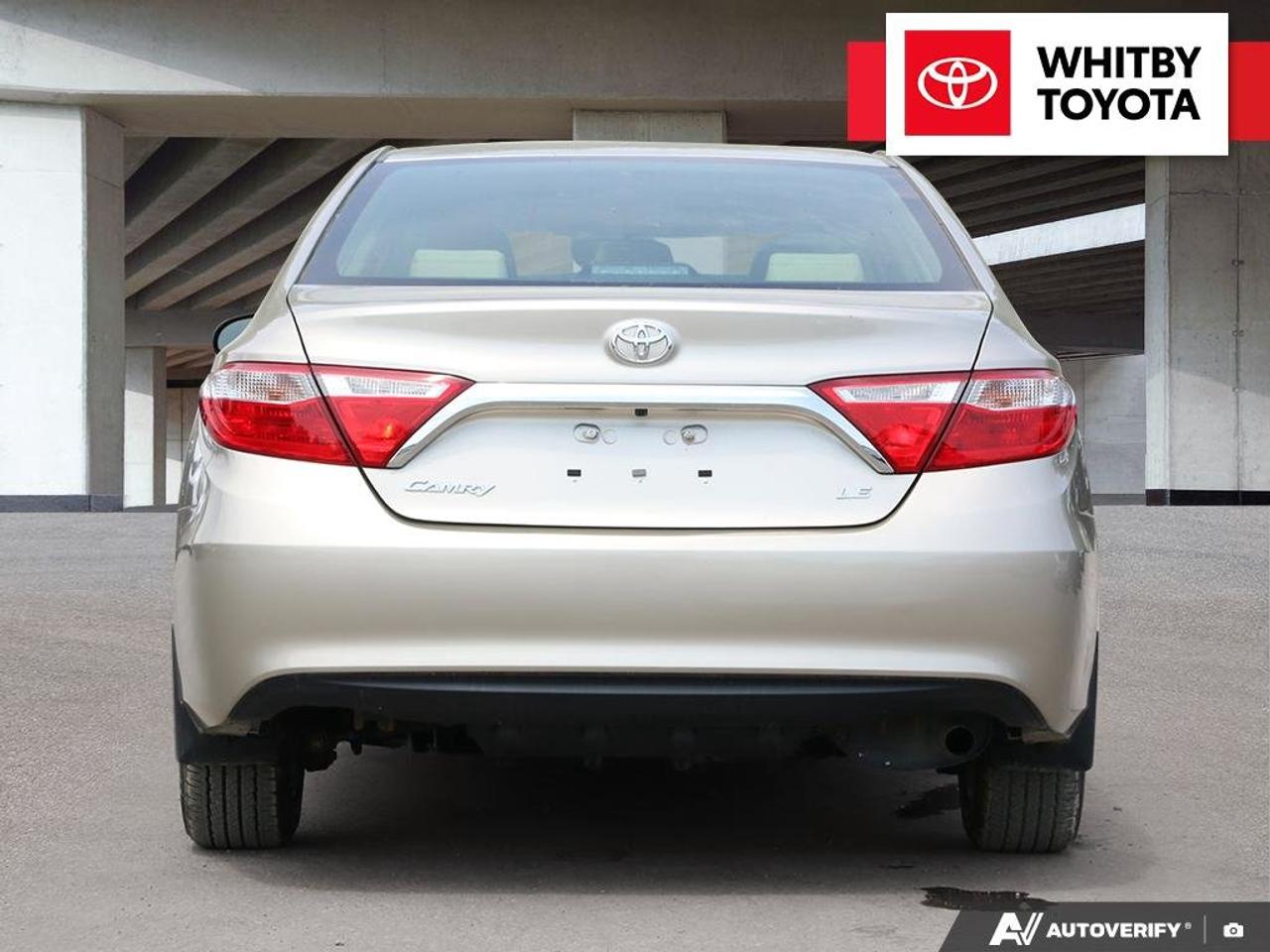 2016 Toyota Camry LE 2.5L Photo