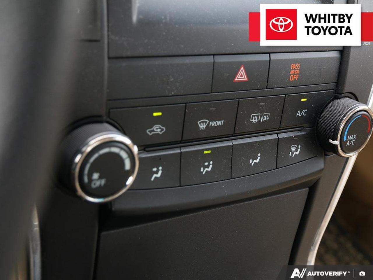 2016 Toyota Camry LE 2.5L Photo