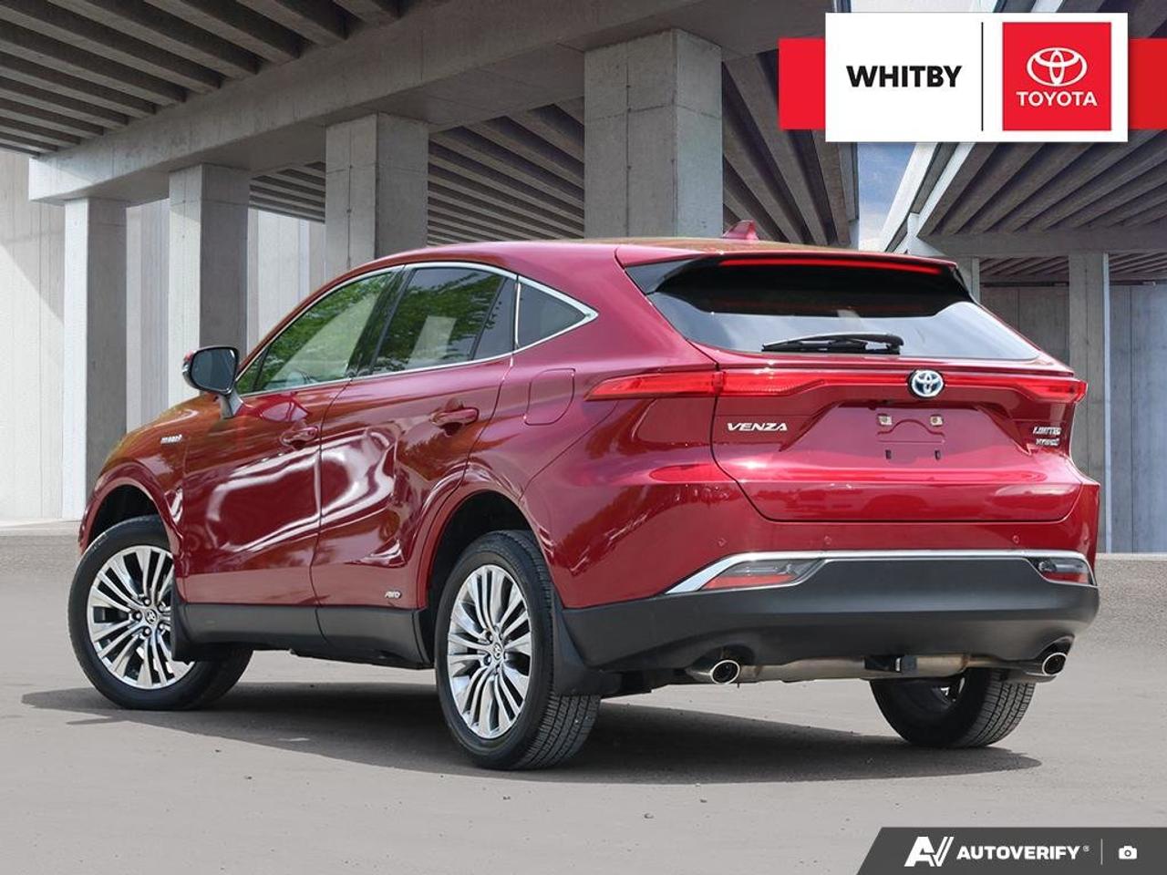 2021 Toyota Venza Hybrid Limited 2.5L Photo