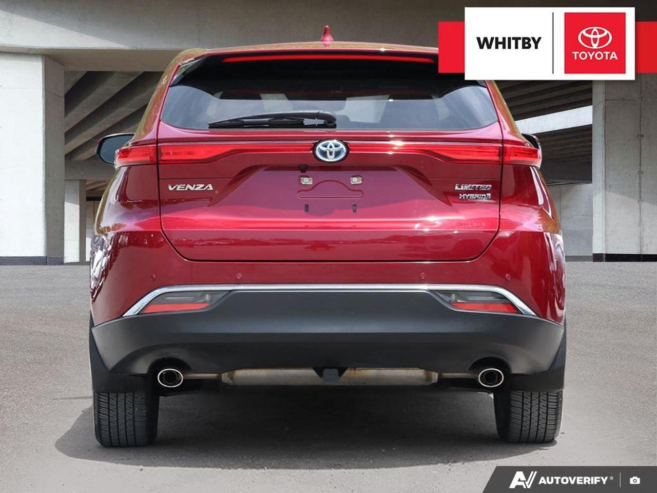 2021 Toyota Venza Hybrid Limited 2.5L Photo