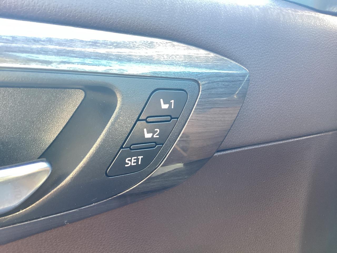 2022 Toyota Highlander PLATINUM AWD Photo