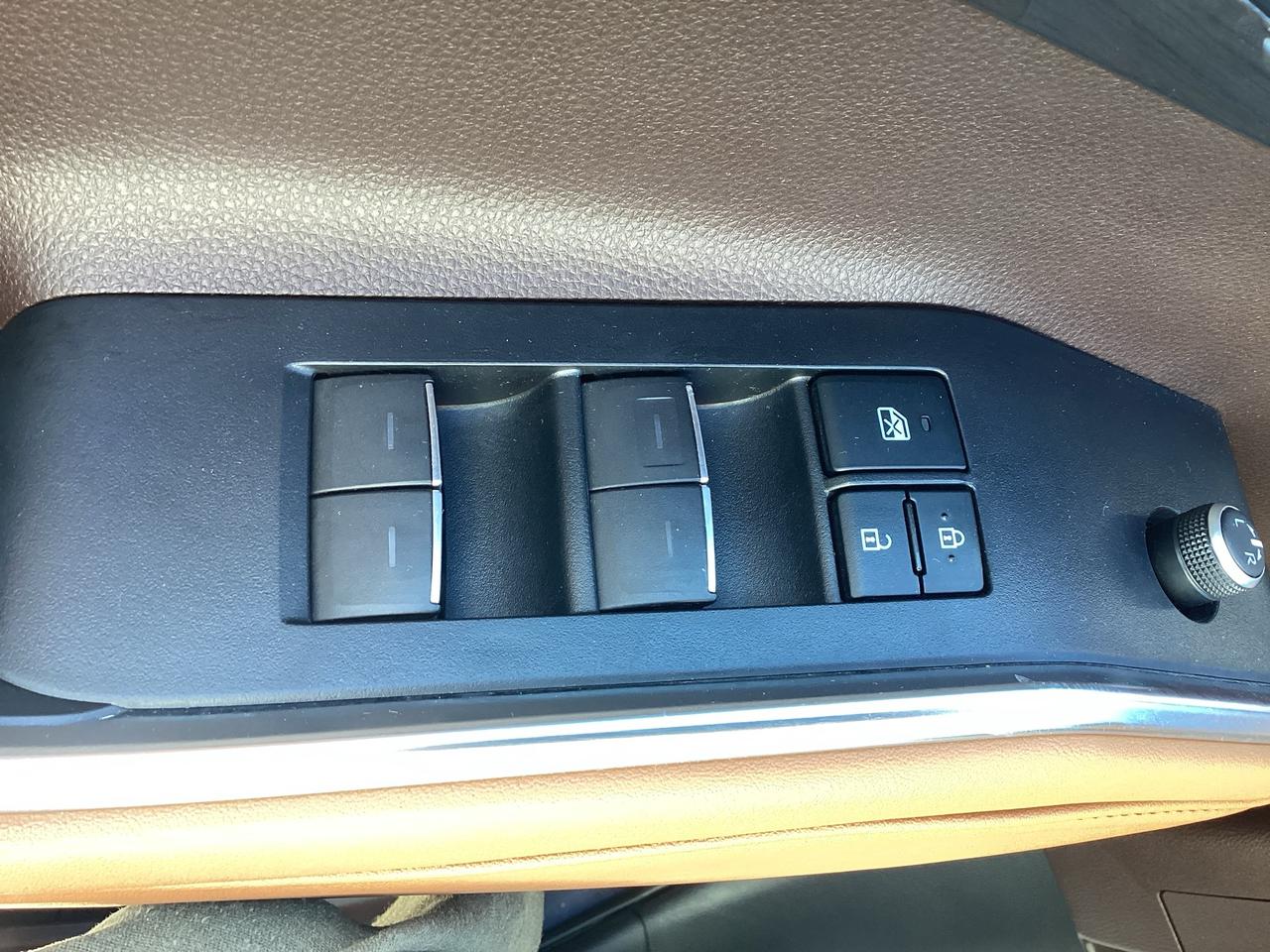 2022 Toyota Highlander PLATINUM AWD Photo