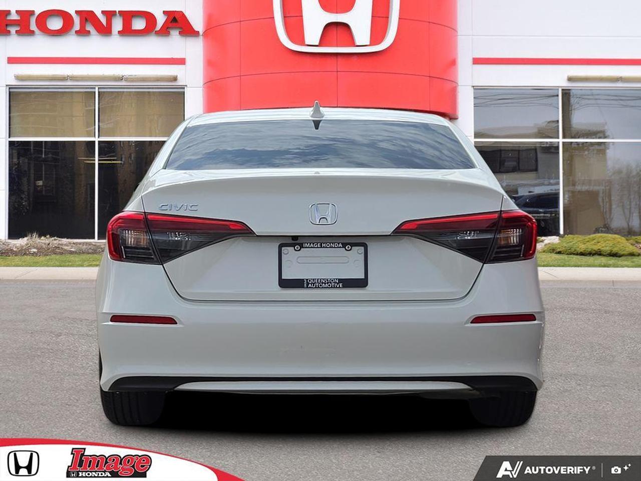 2024 Honda Civic Sedan LX-B CVT   LOW KM   NO CLAIMS   ONE OWNER Photo4